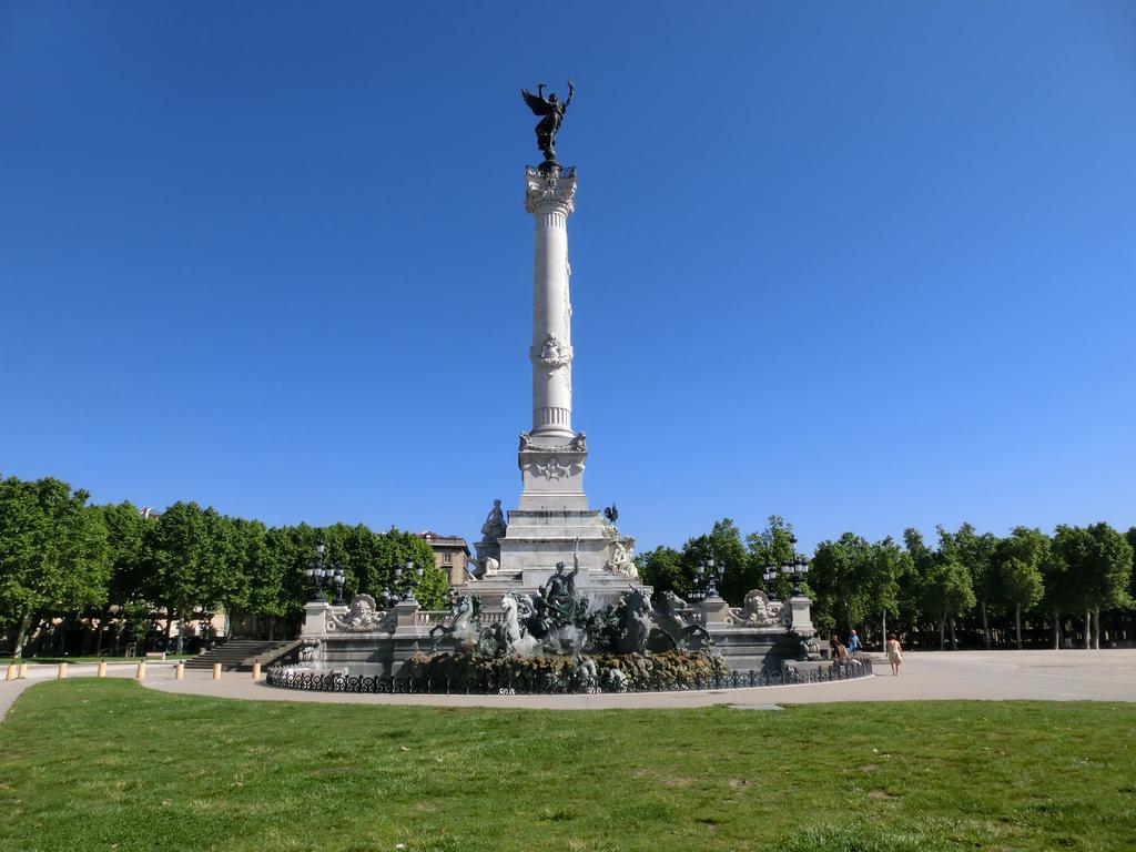 L'Escale D'Aquitaine Apartment บอร์โด ภายนอก รูปภาพ