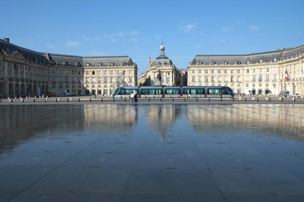 L'Escale D'Aquitaine Apartment บอร์โด ภายนอก รูปภาพ